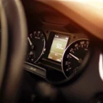 Jak przygotować się do wynajmu samochodu? Kompletny poradnik dla początkujących