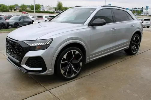 Audi RS Q8 – sportowy SUV premium 600 KM dostępny do wynajmu w Denscar Audi RS Q8 – luksusowy SUV z osiągami superauta w ofercie wypożyczalni Denscar Wynajem Audi RS Q8 w Denscar – elegancja, moc i nowoczesna technologia Audi RS Q8 – dynamiczny SUV sportowy z napędem quattro, dostępny w Denscar SUV Audi RS Q8 – luksus i sportowe emocje do wynajęcia w wypożyczalni Denscar Audi RS Q8 – ekskluzywny SUV sportowy w ofercie wypożyczalni samochodów premium Denscar Audi RS Q8 – potężny SUV sportowy 600 KM, komfort i technologia, dostępny w Denscar