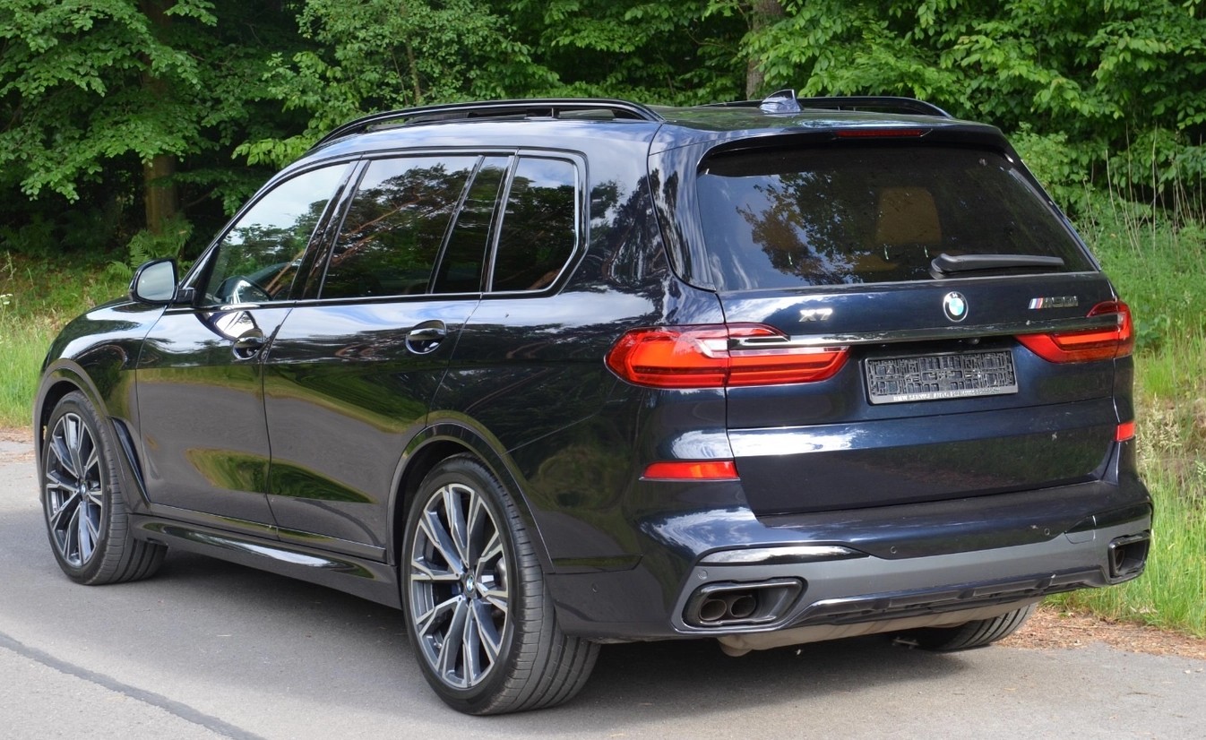 BMW X7M 3