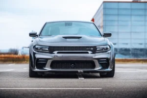 Dodge Charger 6.4 – amerykańska legenda